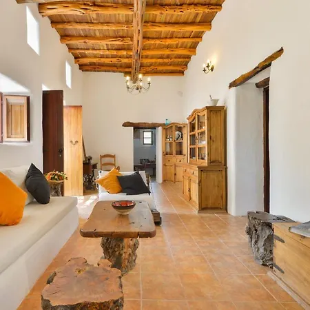 Can Toni Es Cucons Villa *